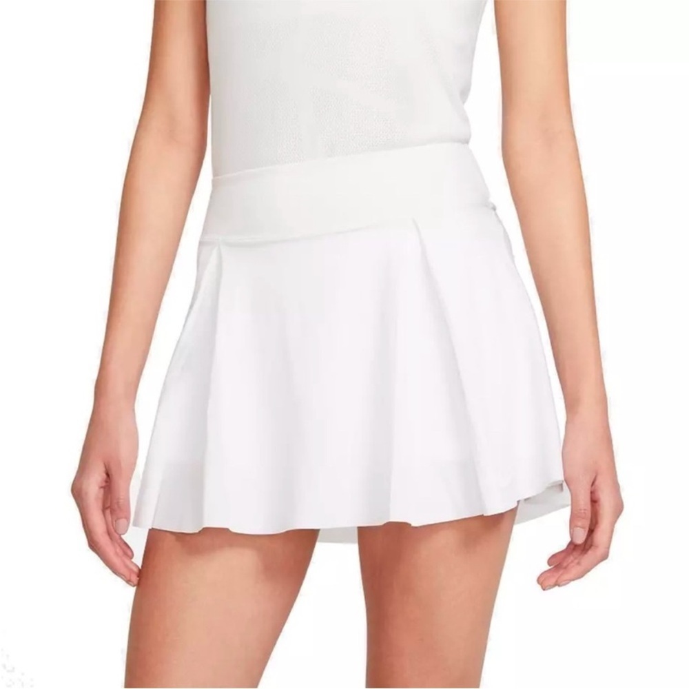 Nike Women's White Skort